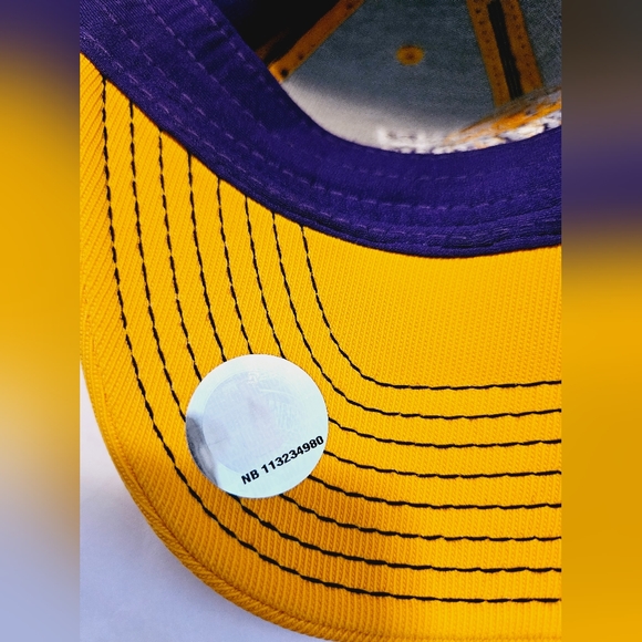 Adidas Los Angeles Lakers NBA Acrylic Team Logo Hat/Cap Size L/XL Purple/Yellow - Picture 10 of 12